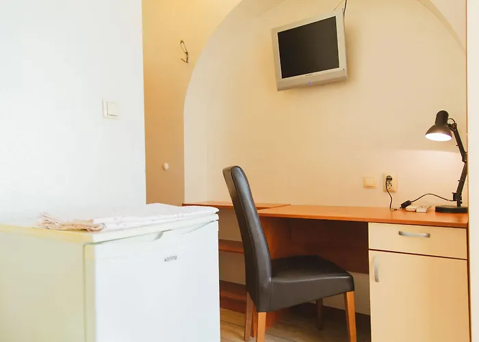 斯帕拉替娜别墅酒店 酒店 *